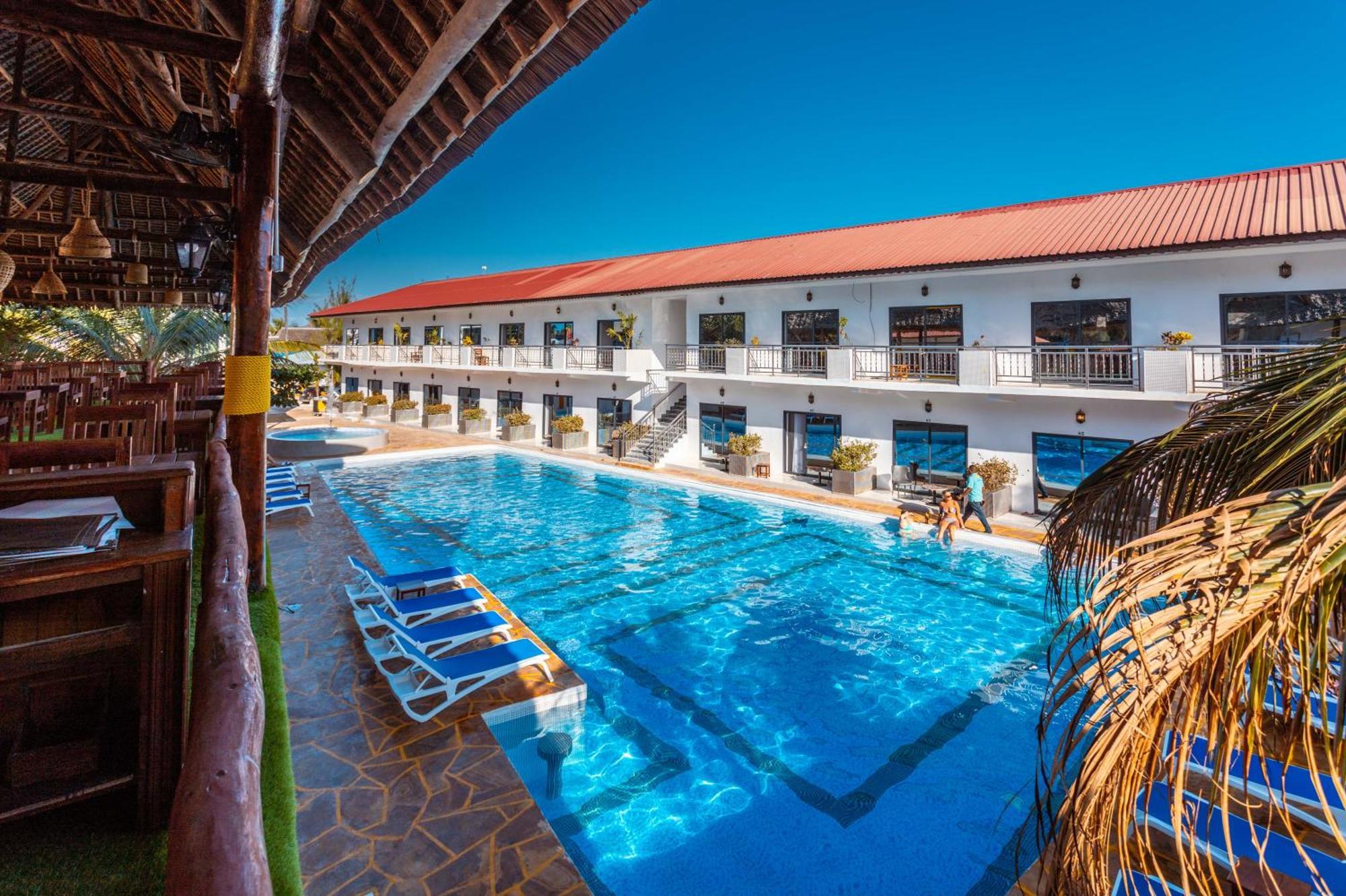 Canary Hotel & Spa ナングウィ エクステリア 写真