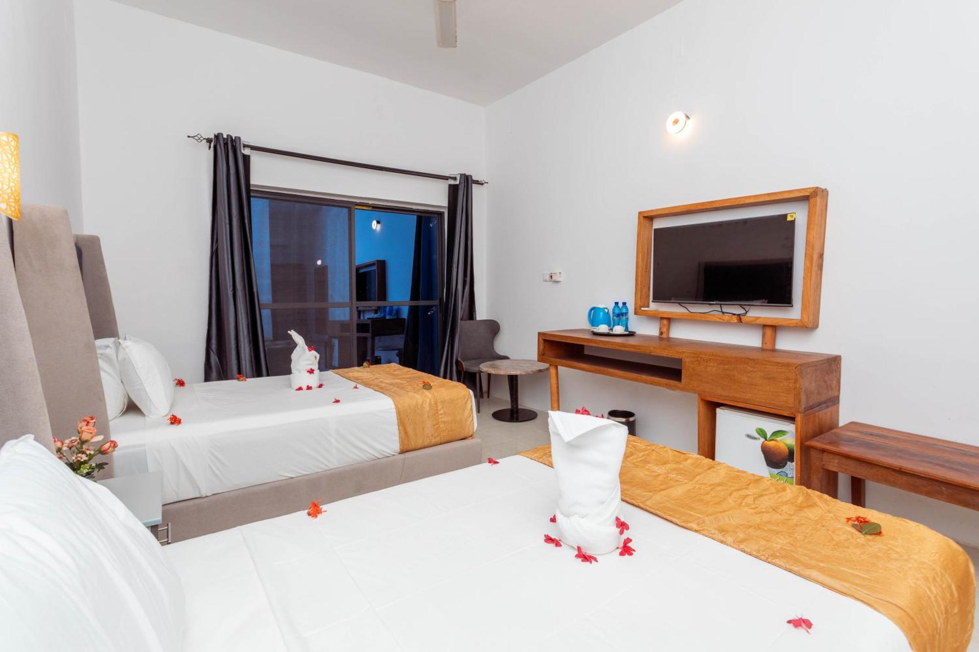 Canary Hotel & Spa ナングウィ エクステリア 写真